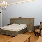 Zamek Liboun Vendégház 3*