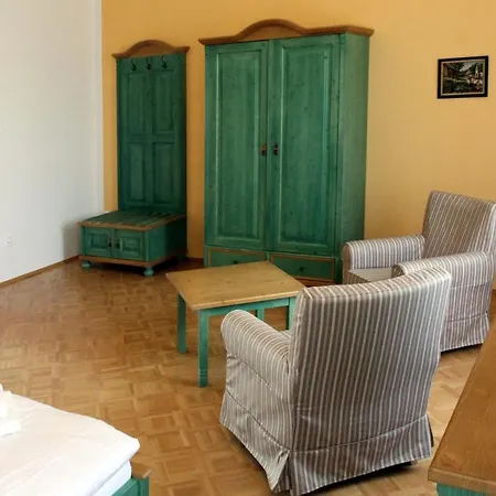 Zámek Libouň Pensión Louňovice pod Blaníkem