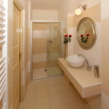 Zamek Liboun Louňovice pod Blaníkem