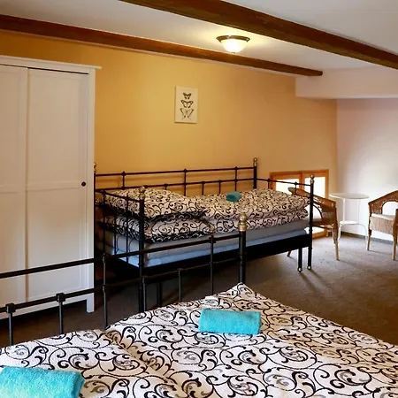 Zamek Liboun Louňovice pod Blaníkem