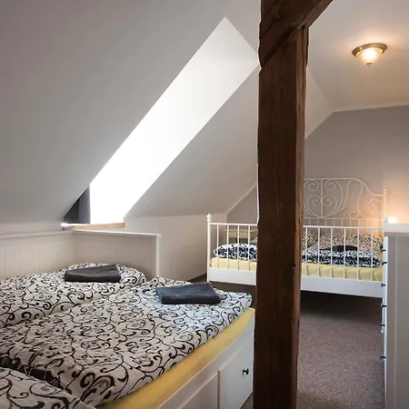 Zamek Liboun Louňovice pod Blaníkem