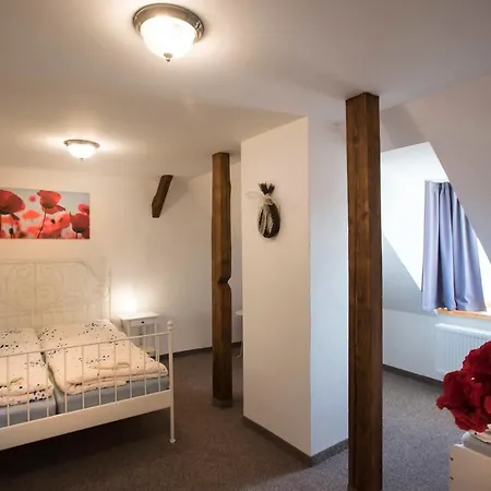 Zamek Liboun Louňovice pod Blaníkem