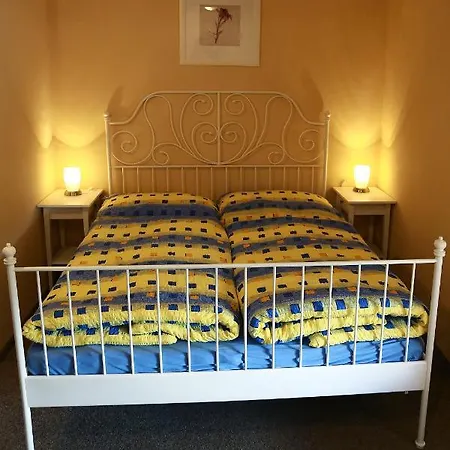 Zamek Liboun 3* Louňovice pod Blaníkem