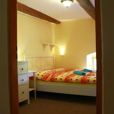 Pensión Zamek Liboun Louňovice pod Blaníkem