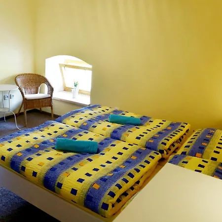 Zamek Liboun 3* Louňovice pod Blaníkem