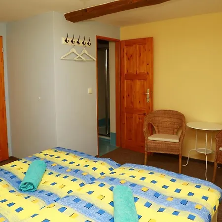 Pensión Zamek Liboun 3*