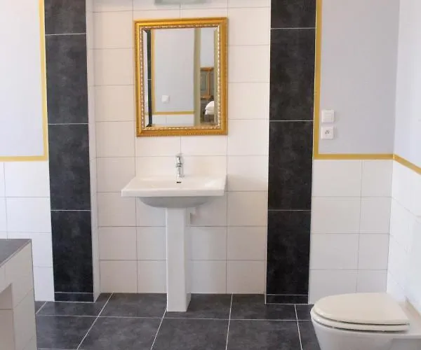 Zamek Liboun Гостевой дом