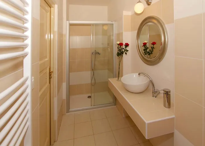 Zamek Liboun Lounovice pod Blanikem