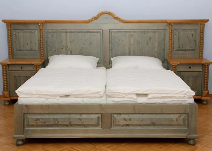 Zamek Liboun 3* Lounovice pod Blanikem