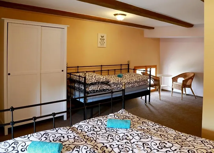 Zamek Liboun Lounovice pod Blanikem