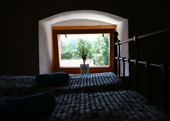 Zamek Liboun Гостевой дом 3*