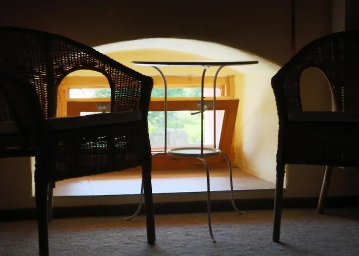 Zamek Liboun Гостевой дом 3*